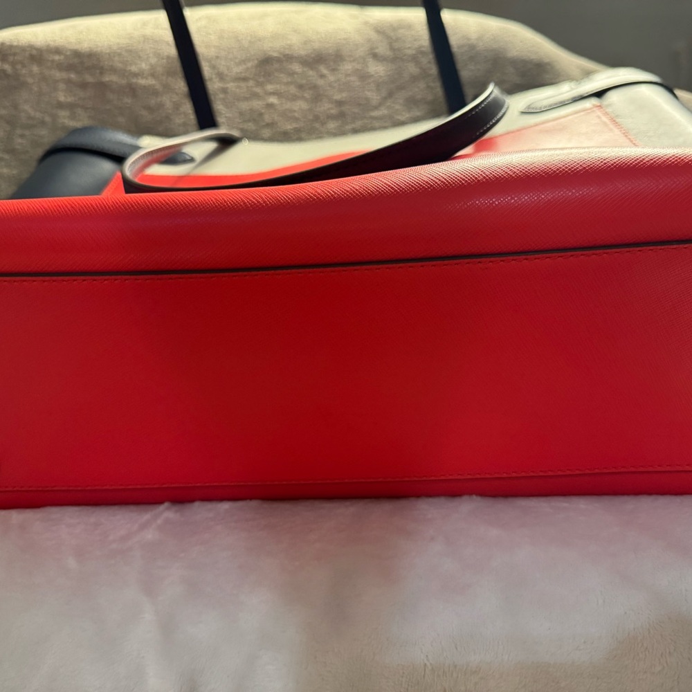 Kate Spade lap top tote - Picture 6 of 14